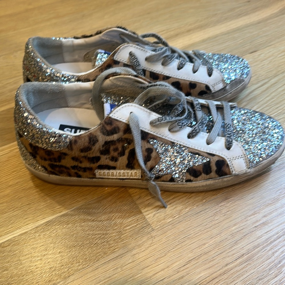 Golden Goose Superstars -39 (Authentic)